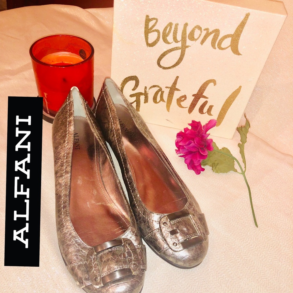 Alfani Bowery Silver/black Ballet Flats size 8
